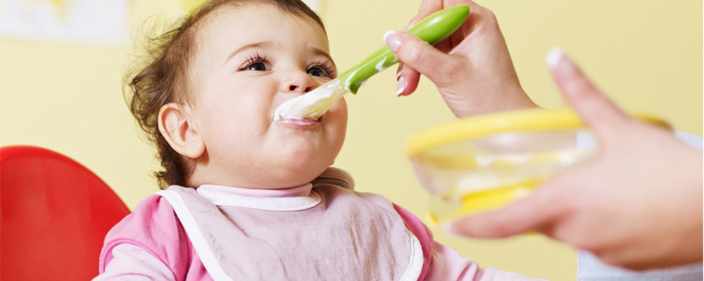 starting food for baby at 6 months complete guide